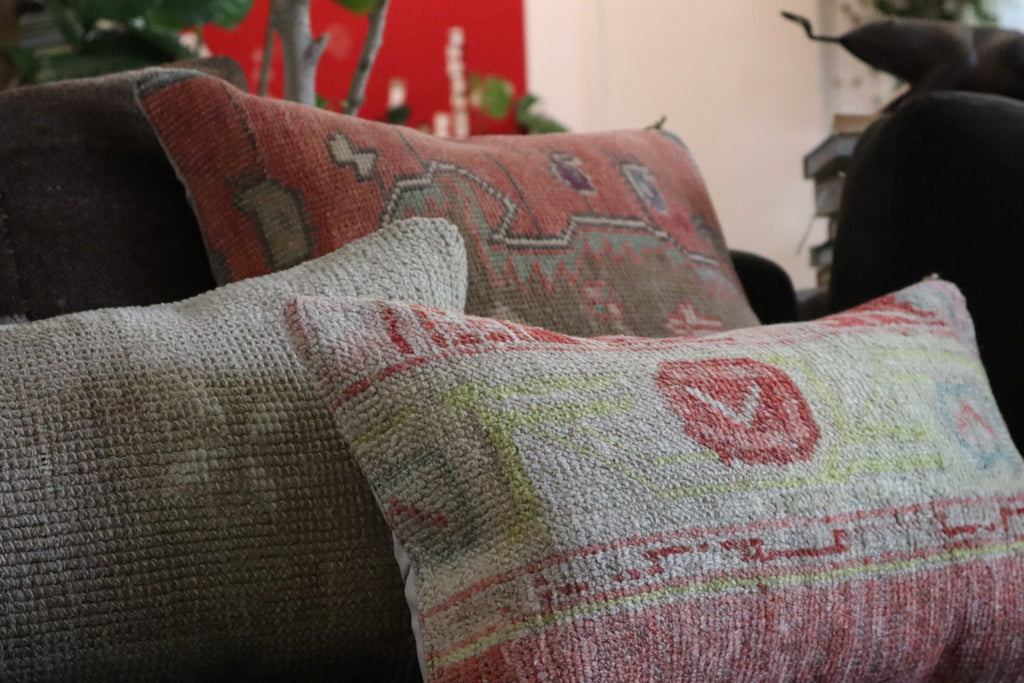 How to style cushions